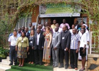 Comités Nacionales de Agricultura Familiar intercambian sus experiencias en Costa Rica y Uganda